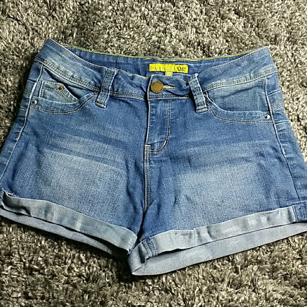 Wanna Beta But? Ymi shorts